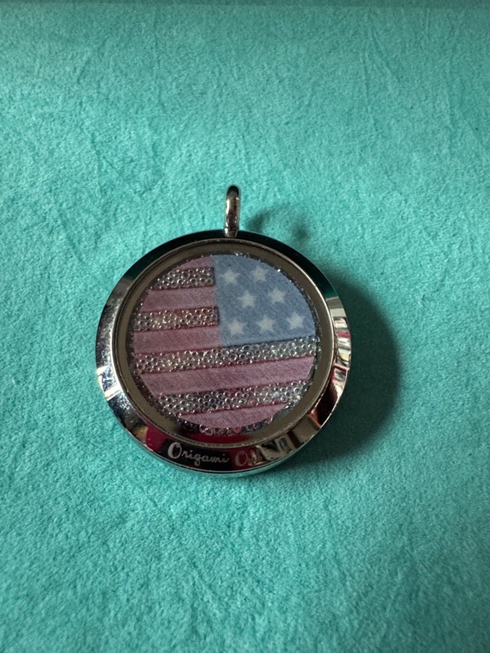 Origami Owl Red and Blue Patriotic Floating Locket Necklace Charm - Picture 2 of 3